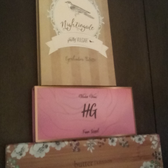 Makeup bundle - Picture 8 of 8